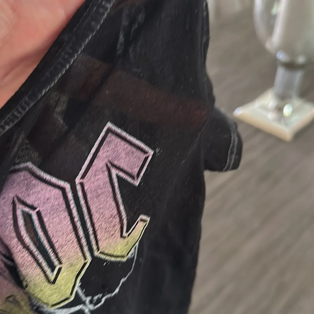 AC/DC tee - Picture 2 of 3